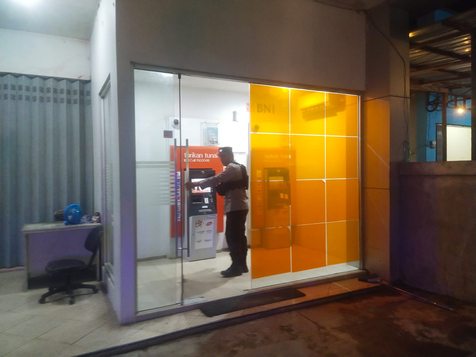 Piket Malam Polsek Bulik Patroli ke Perbankan (ATM) diwilkum Polsek Bulik