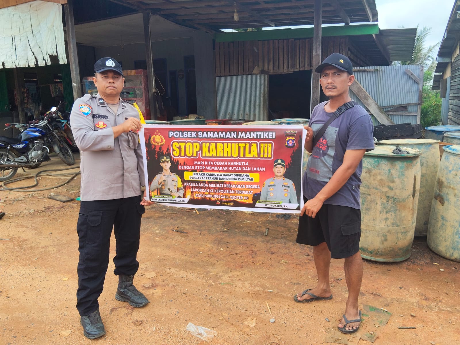 Bhabinkamtibmas Desa dehes Sosialisasi imbauan tentang Karhutla