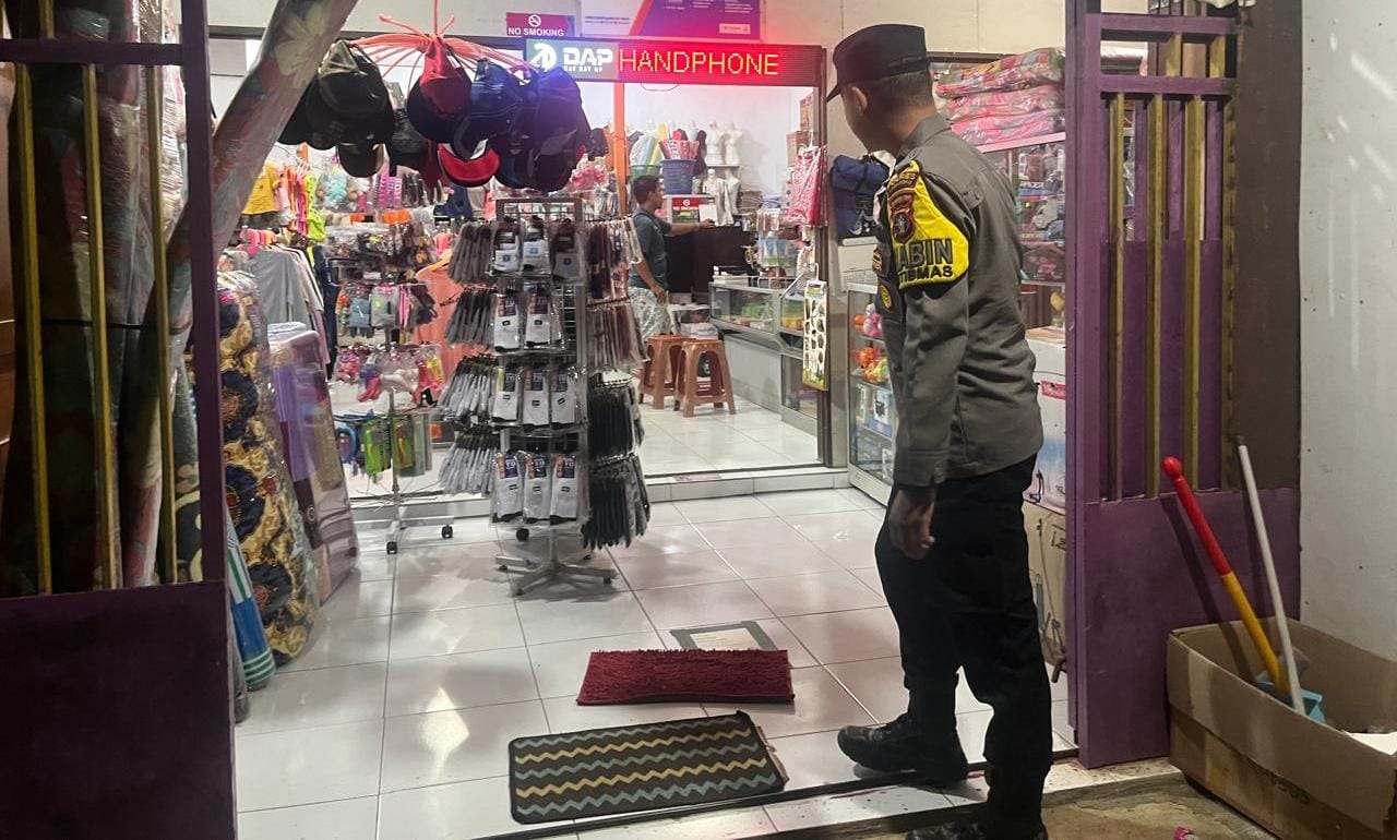 Personel Polsek lamandau melaksanakan sambang kerumah warga