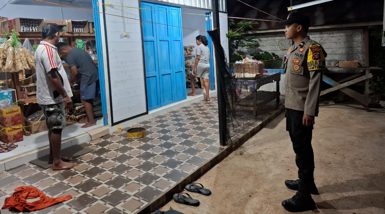 Piket Polsek lamandau melaksanakan Silaturahmi ke masyarakat
