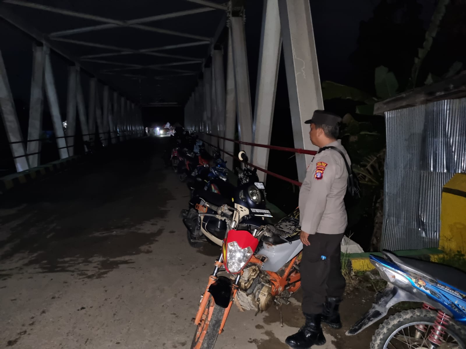 Antisipasi Kenakalan Remaja, Polsek Teweh Tengah Laksanakan Patroli Ke Tempat Rawan dan Berikan Himbauan Kepada Masyarakat