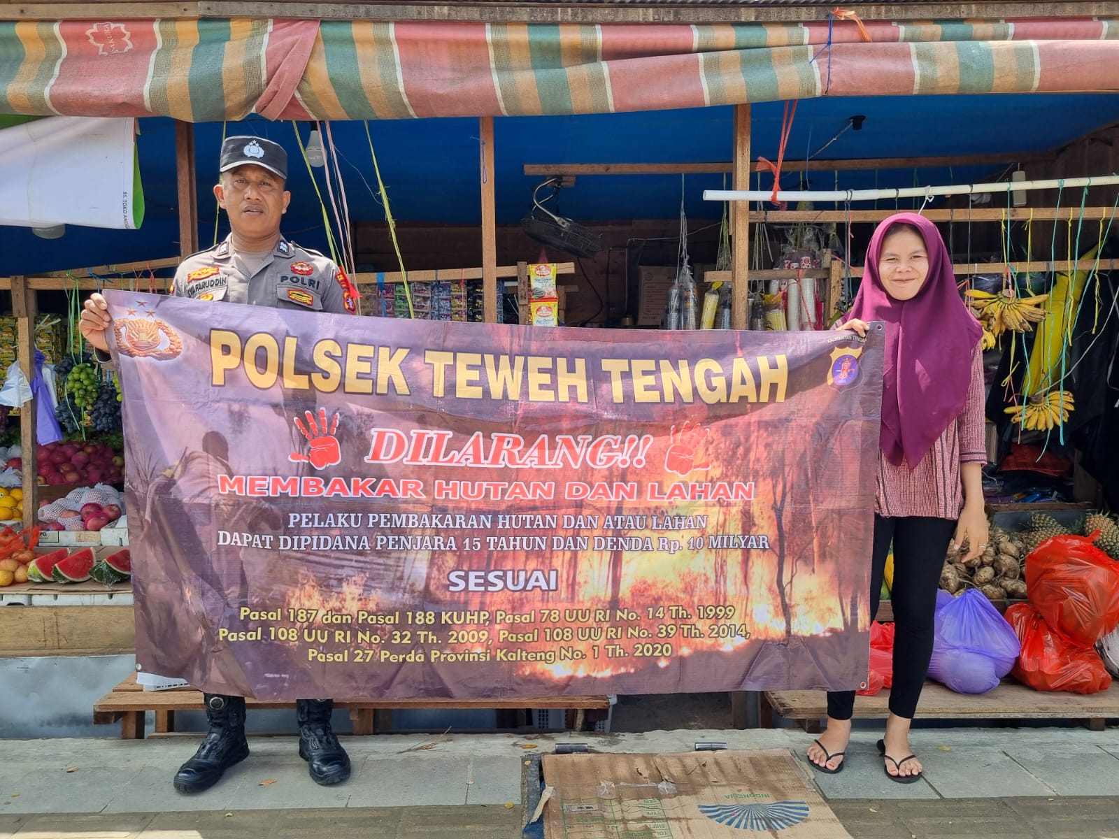 Sosialisasikan Akibat Dari Pembakaran Hutan/Lahan, Polsek Teweh Tengah Sampaikan Bahaya Karhutla Kepada Masyarakat