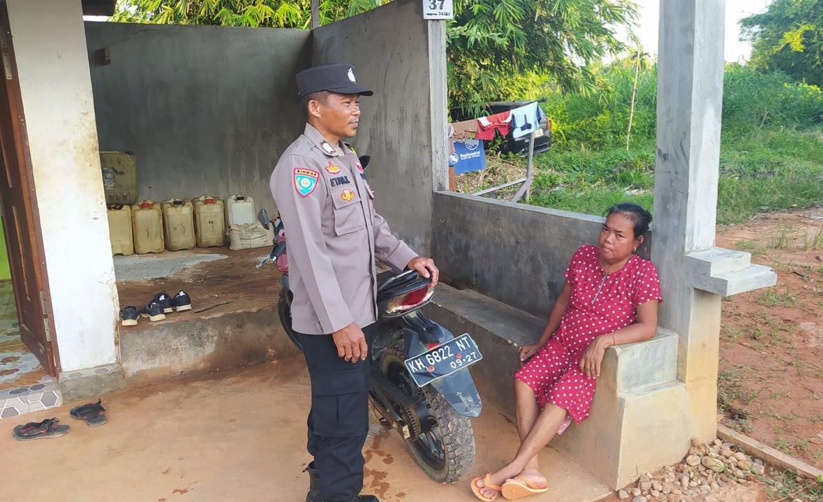 Perkuat Kamtibmas, Polsek Katingan Tengah Sambangi Warga