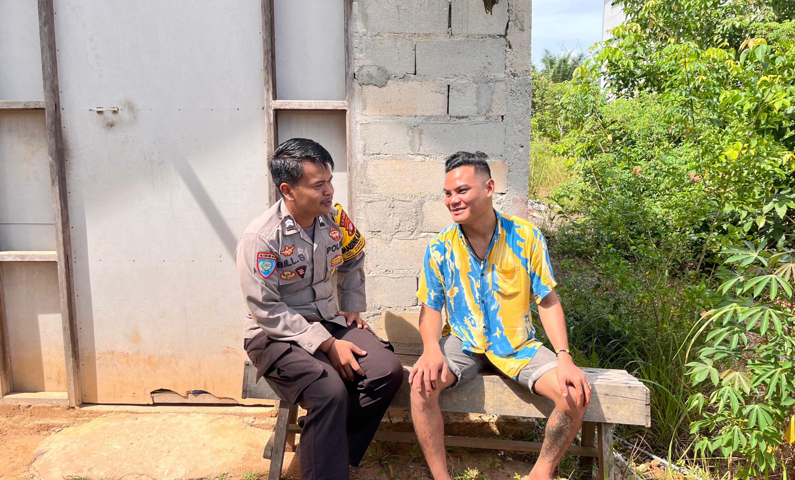 Tingkatkan Sitkamtibmas yang Kondusif ,Polsek Marikit laksanakan Patroli ke Obvit dan pemukiman warga.