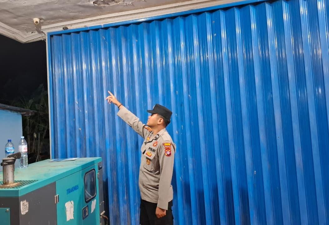 Piket Polsek Patroli kepertokoan diwilkum Polsek Sematu Jaya