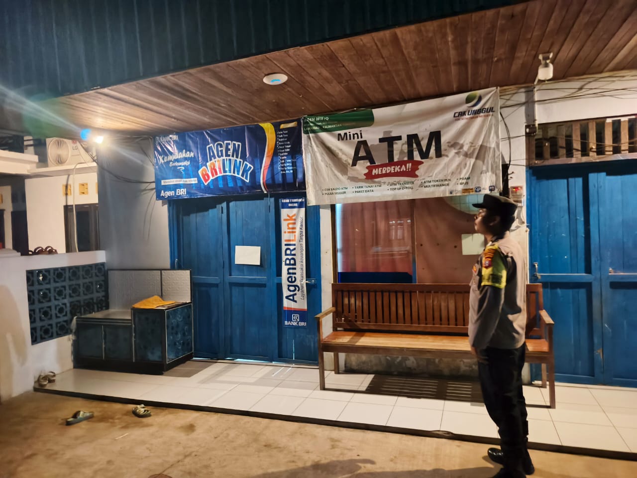 Piket Polsek Delang melaksanakan giat patroli Tempat Objek Vital