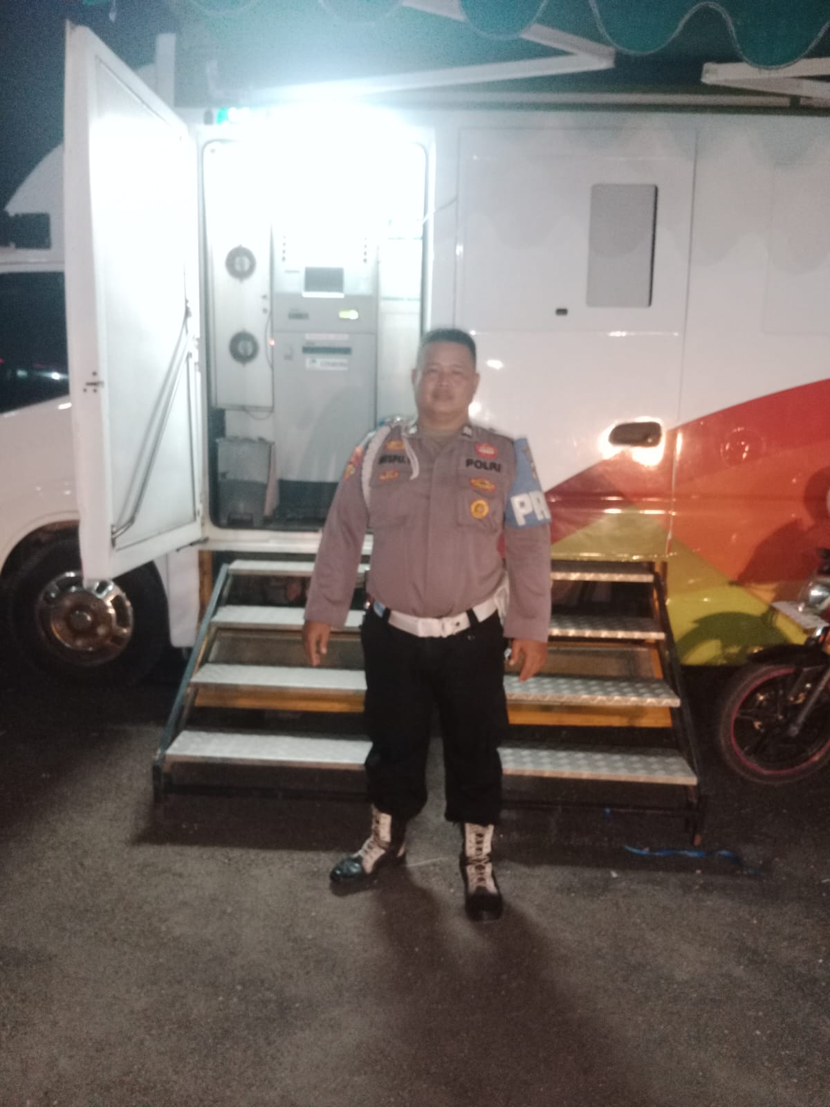 Piket Malam Polsek Bulik Patroli ke Perbankan (ATM) diwilkum Polsek Bulik