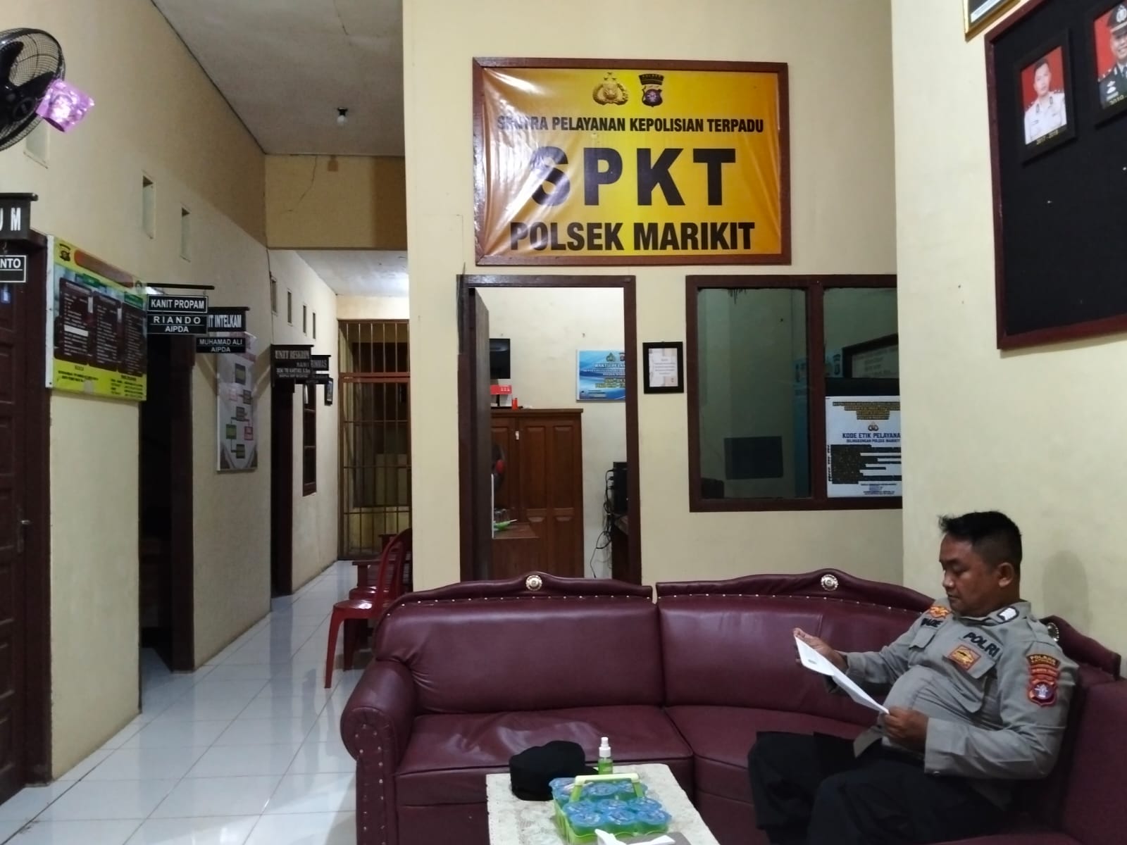 Polsek Marikit Stand by di Mako pantau situasi Kamtibmas diwilayah Kecamatan Marikit, Kabupaten Katingan.