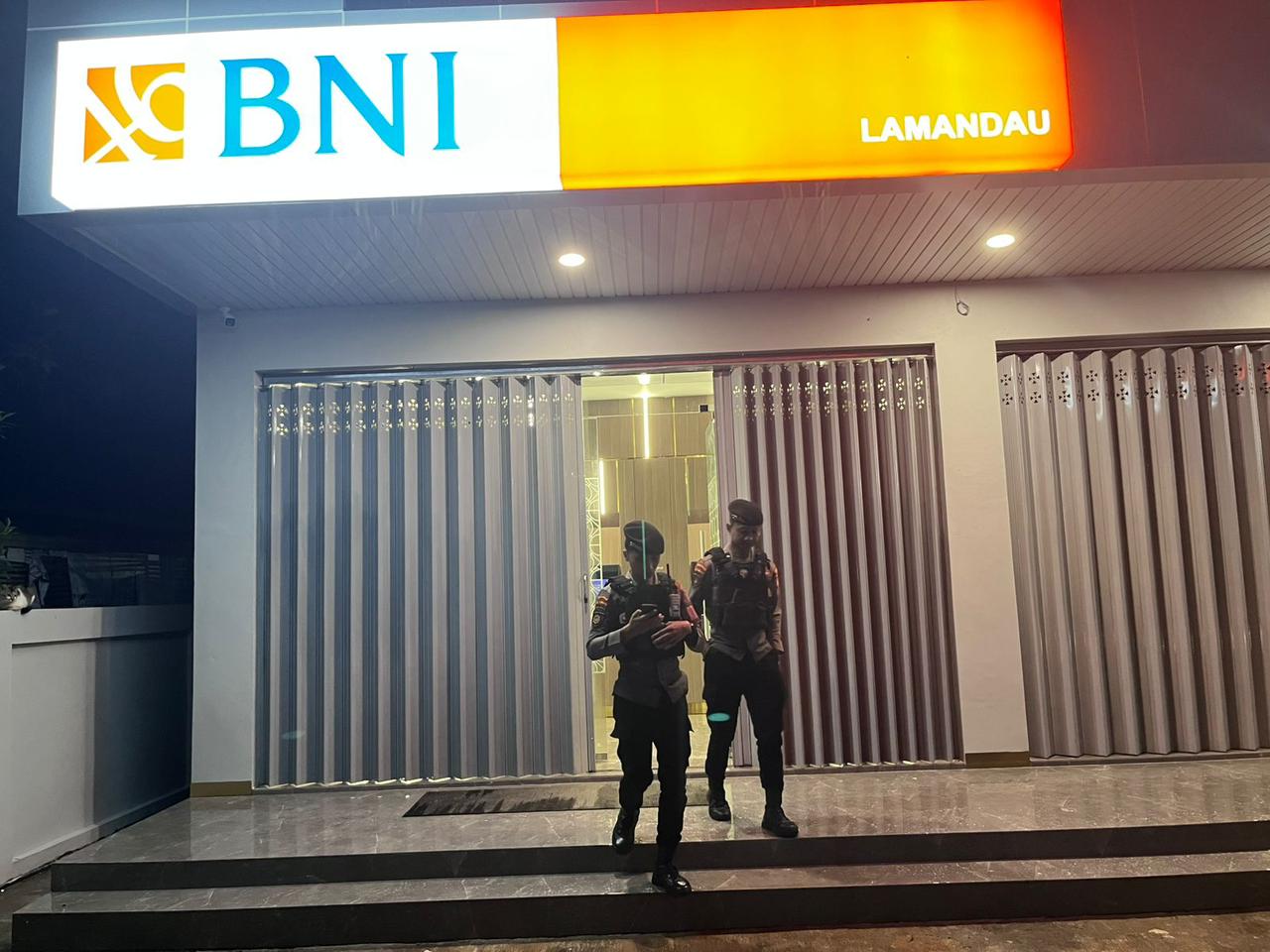 Piket Samapta melaksanakan Patroli di Objek-objek Vital Bank ATM