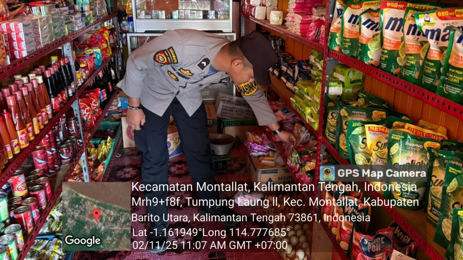**Polsek Montallat Laksanakan Pengecekan Sembako Untuk Pantau Stok Dan Harga Di Pasaran**