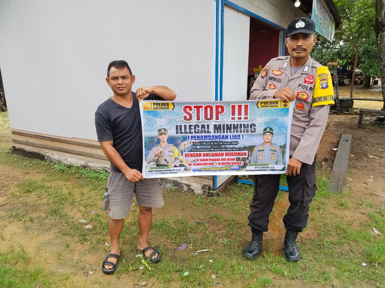 Bhabinkamtibmas Desa Tumbang Jala Sosialisasi tentang larangan Illegal Mining.