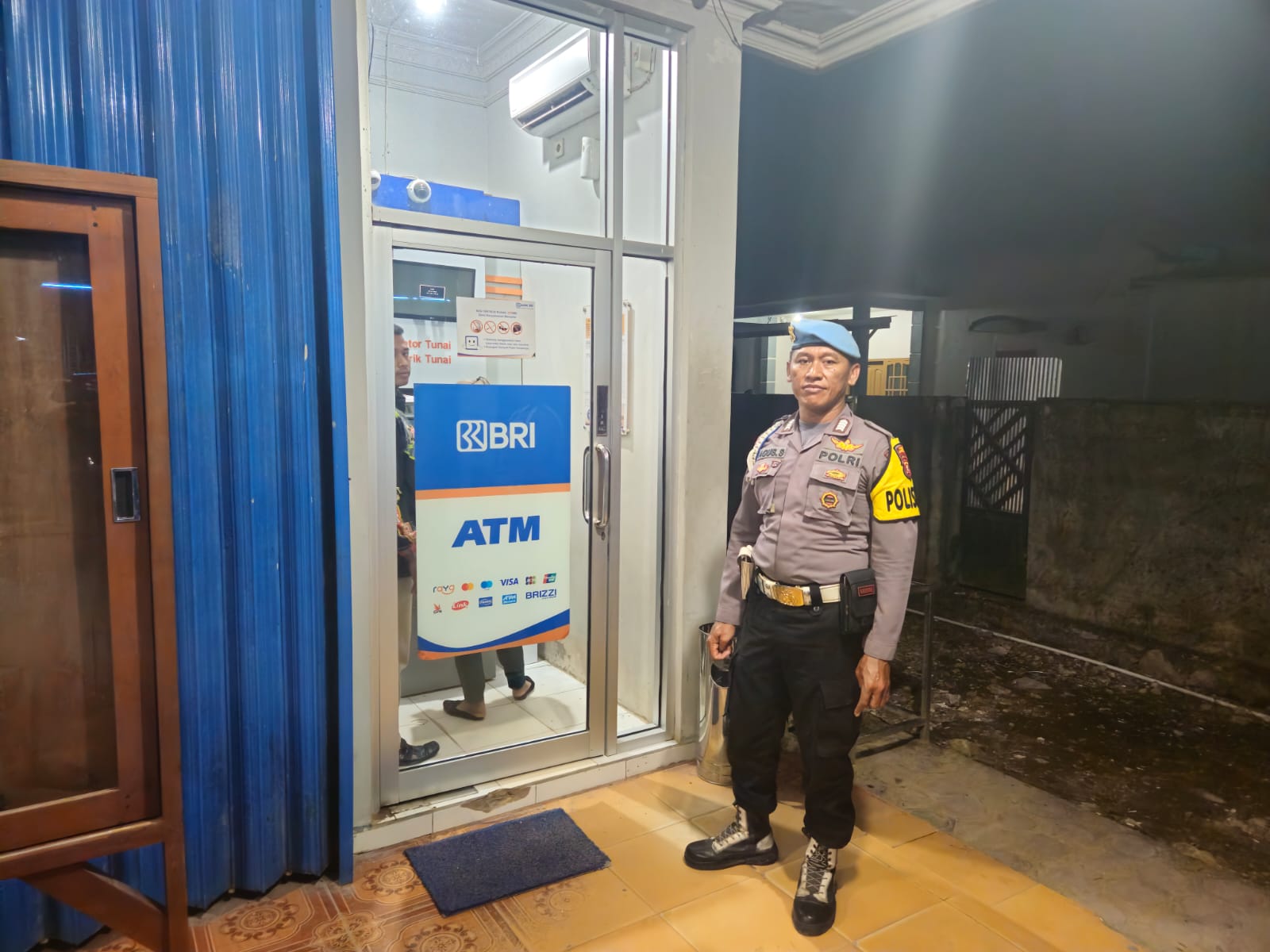 Piket Polsek Patroli dimalam hari ke Perbankan Atm