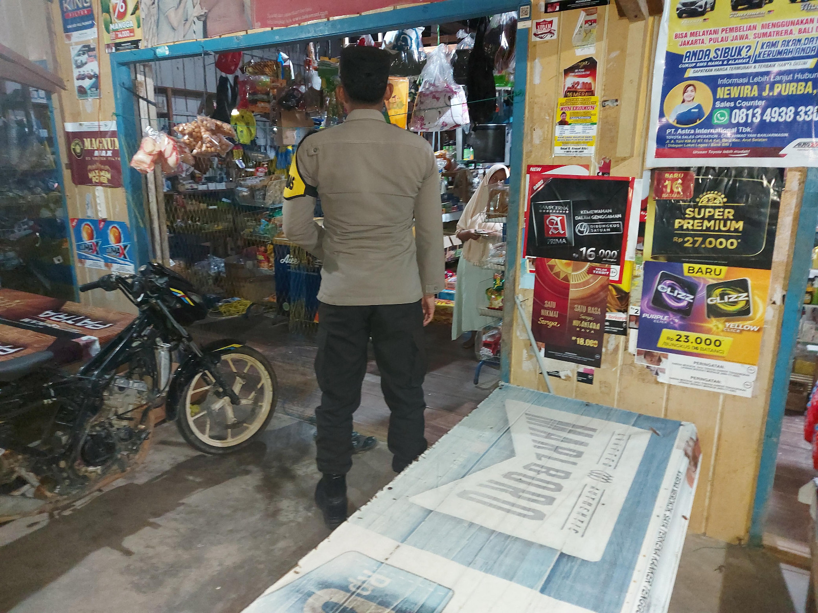 Piket Polsek Delang melaksanakan giat patroli Tempat Objek Vital