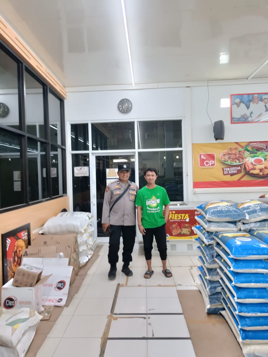 Personil Piket Polsek Bulik Laksanakan Patroli Pertokoan