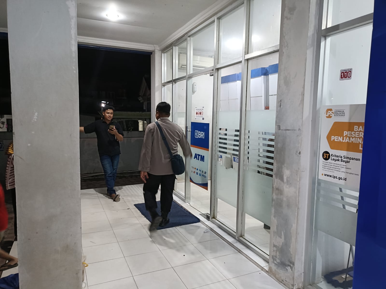 Piket Polsek Bulik melaksanakan sambang dan Silaturahmi kemasyarakat