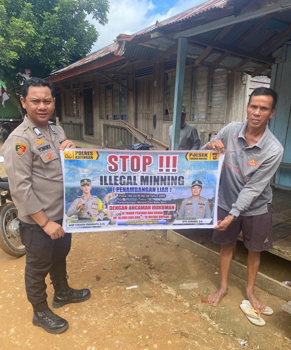 Bhabinkamtibmas Desa Tumbang Atei Sosialisasi tentang larangan Illegal Mining.