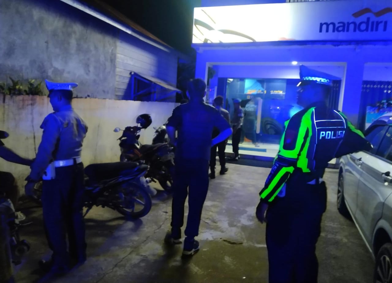 Sat Lantas Polres Lamandau Gelar Patroli Malam di Objek Vital Demi Ciptakan Kamtibmas Kondusif