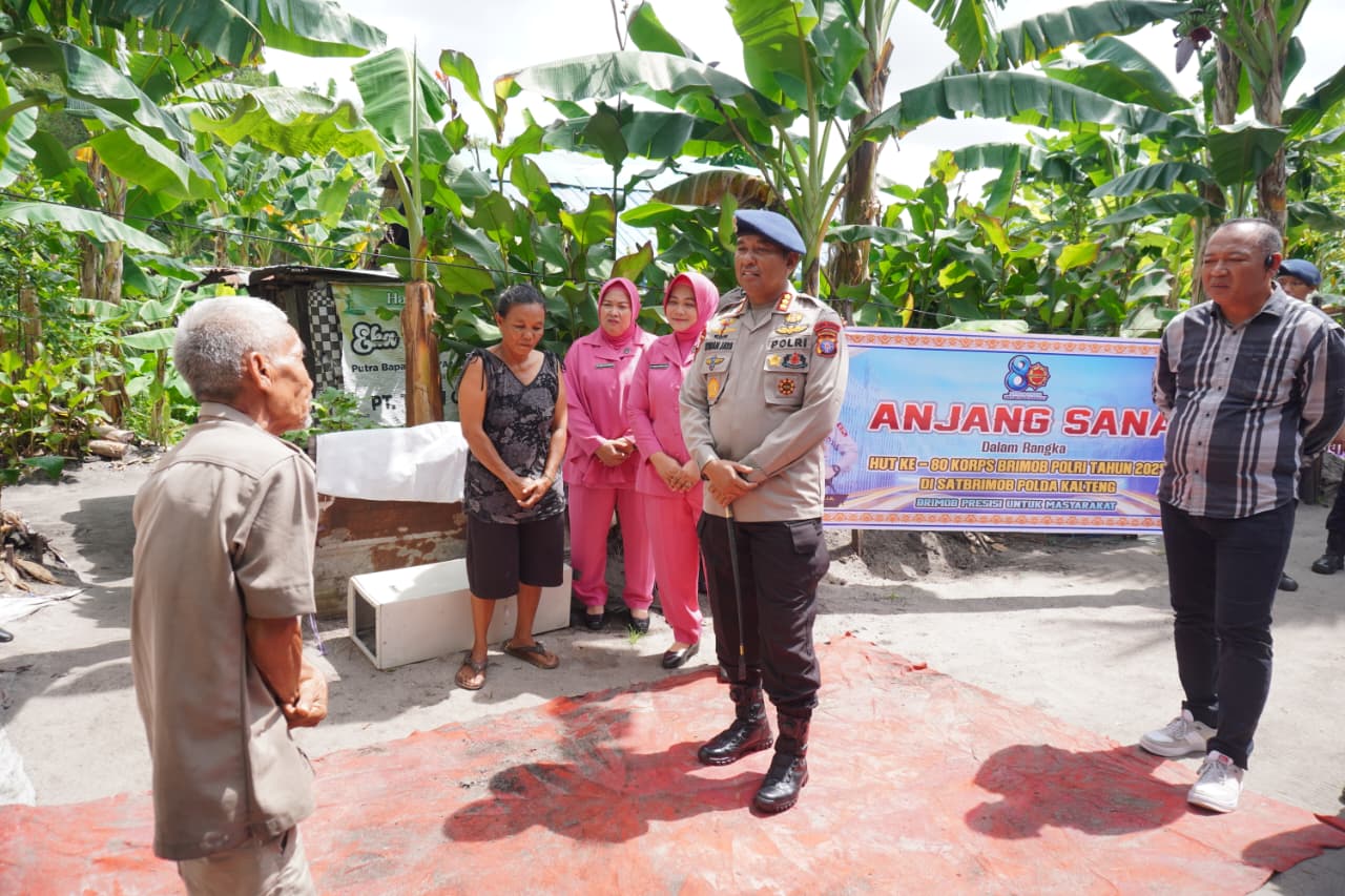 Brimob Kalteng dan Bhayangkari Gelar Bakti Sosial, Salurkan Kepedulian untuk Anak Panti dan Warga Kota Palangka Raya