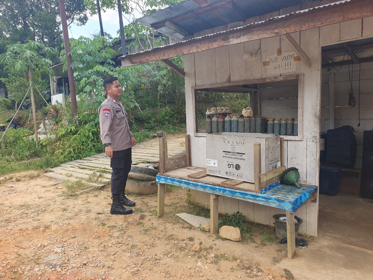 Piket Polsek Patroli kepertokoan diwilkum Polsek Delang