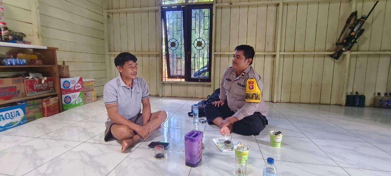 Bhabinkamtibmas Polsek Delang Sosialisasikan tentang Penanggulangan Premanisme Berkedok Ormas