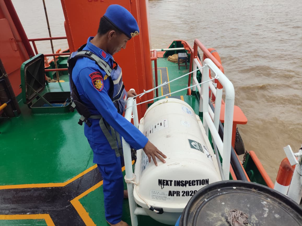 ‎Ditpolairud Ajak Pelayar di Das Kahayan Tertib Administrasi dan Utamakan Keselamatan 