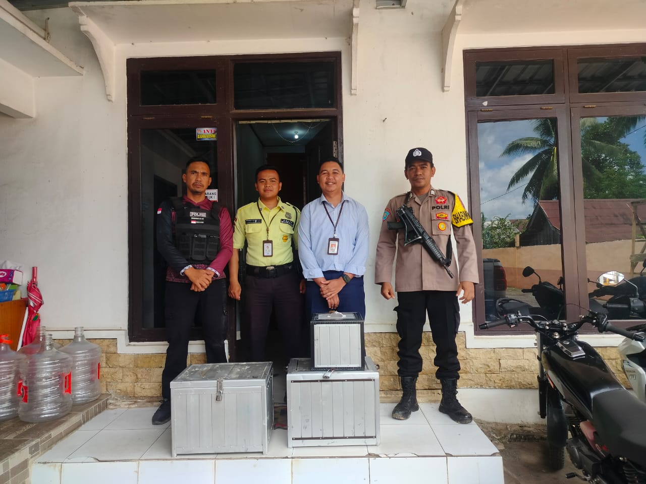 *Pengawalan Dropping Dana Bank BPD Kalteng KCP Tumbang Hiran*