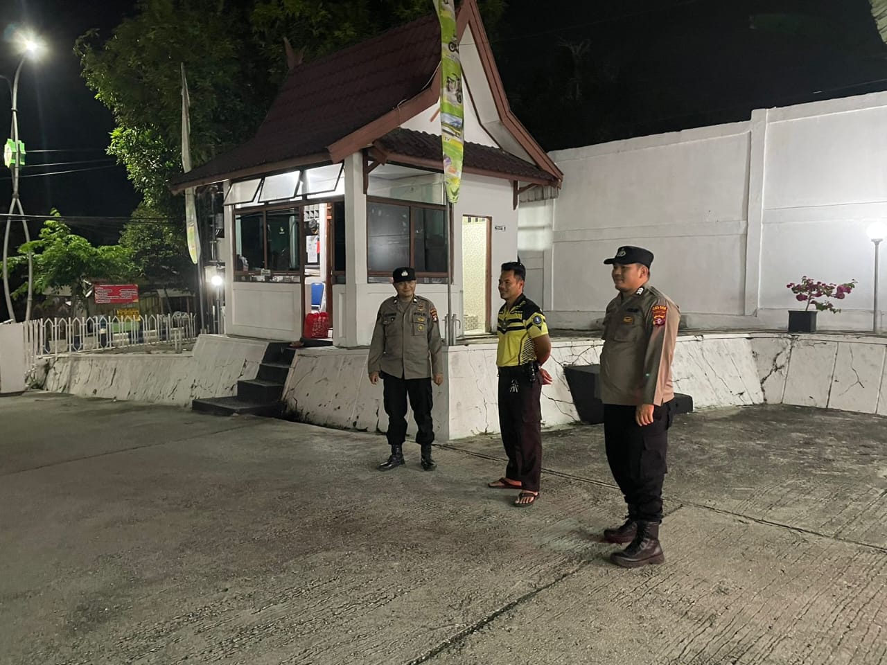 Antisipasi terjadinya Radikalisme, Polsek Teweh Tengah Gencar Sosialisasikan Bahaya Terorisme kepada Masyarakat di Wilayah Hukum Polsek Teweh Tengah