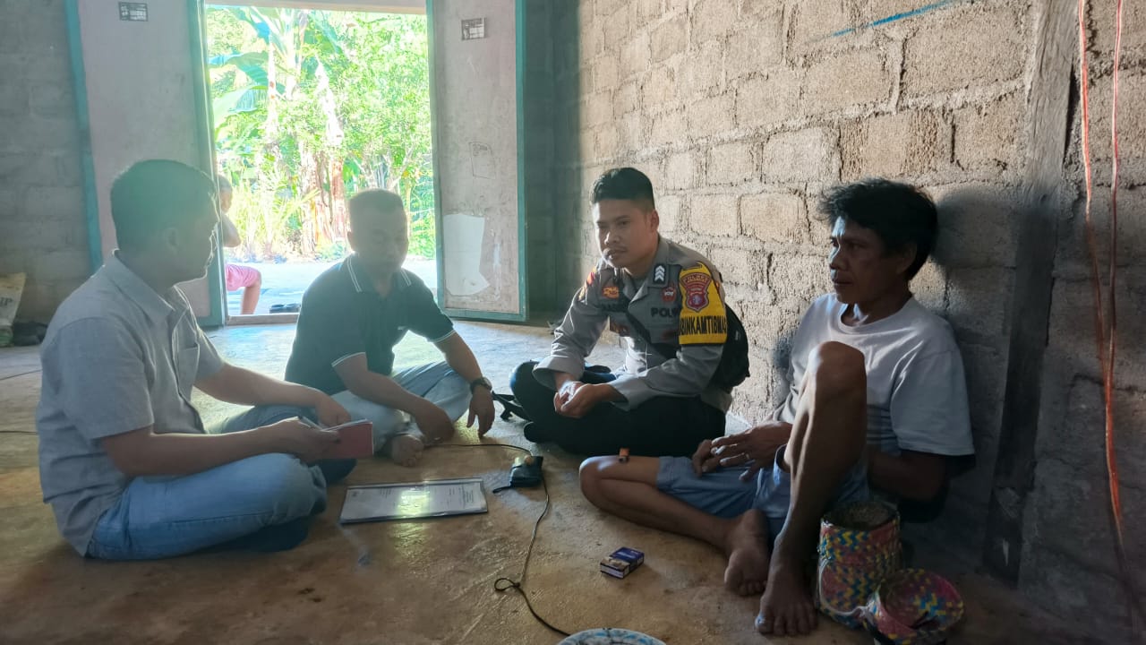 Bhabinkamtibmas Sambang ke Rumah Warga