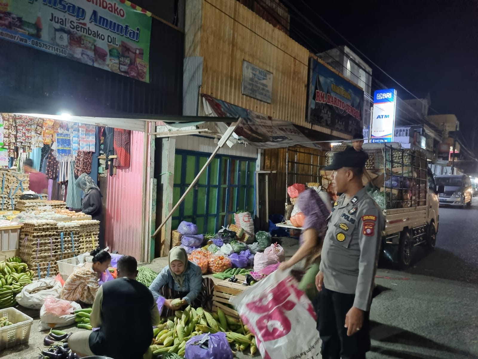 Cegah Terjadinya Premanisme, Polsek Teweh Tengah Himbau Masyarakat Agar Tetap Waspada Beraktivitas Pada Malam Hari
