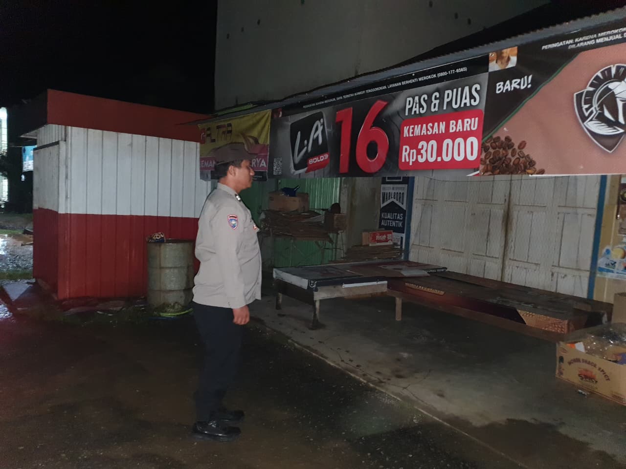 Piket Polsek Delang Silaturahmi Ke Masyarakat