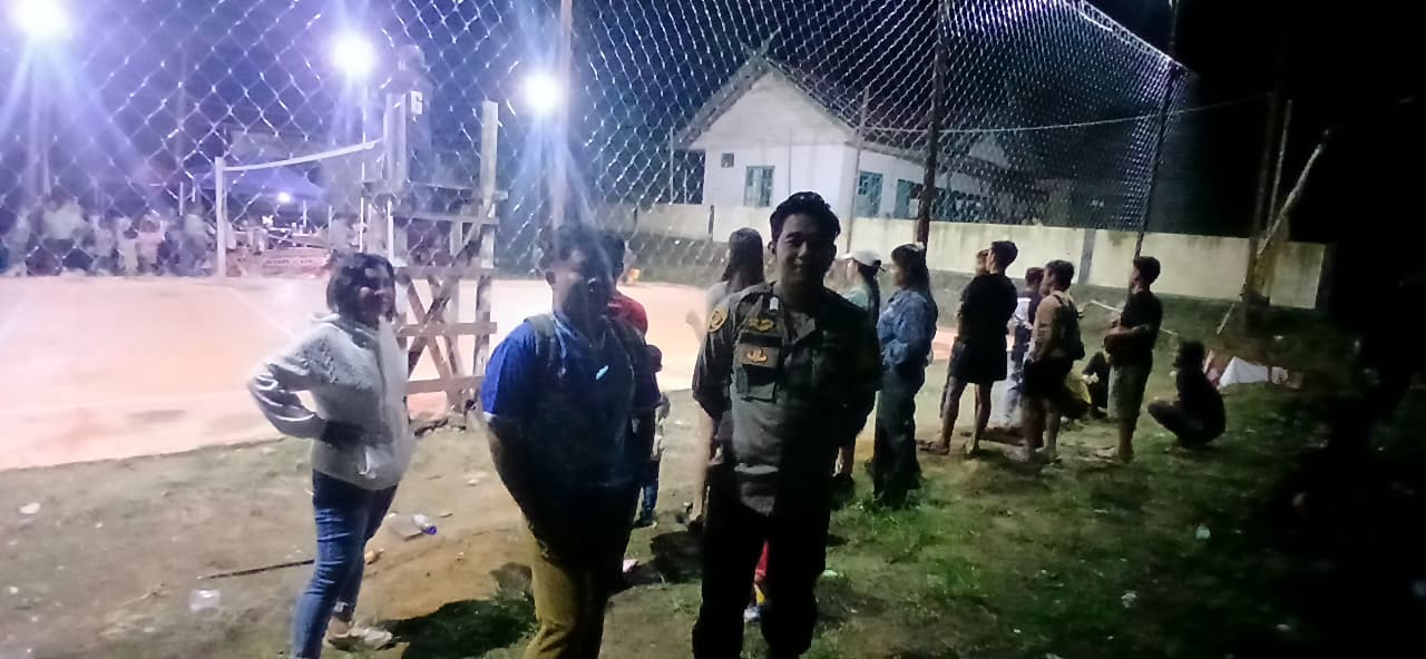 Personel Piket Polsek Lamandau Sambangi Masyarakat, Pererat Silaturahmi dan Sampaikan Pesan Kamtibmas