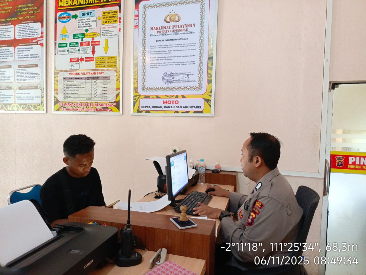 Piket SPKT Polres Lamandau Terima dan Tindaklanjuti Laporan Masyarakat dengan Cepat dan Responsif