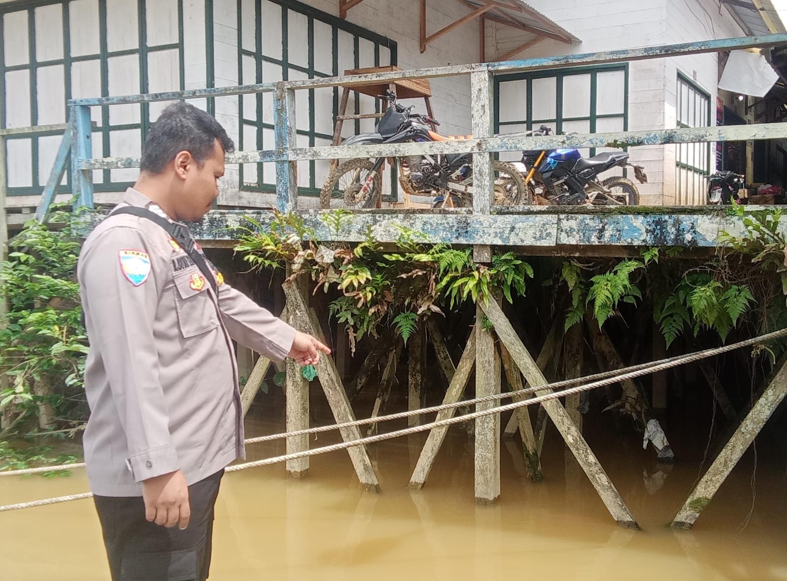 Debit Air terpantau normal , Polsek Katingan Hulu dan Bukit Raya Imbau Warga agar tetap selalu waspada.