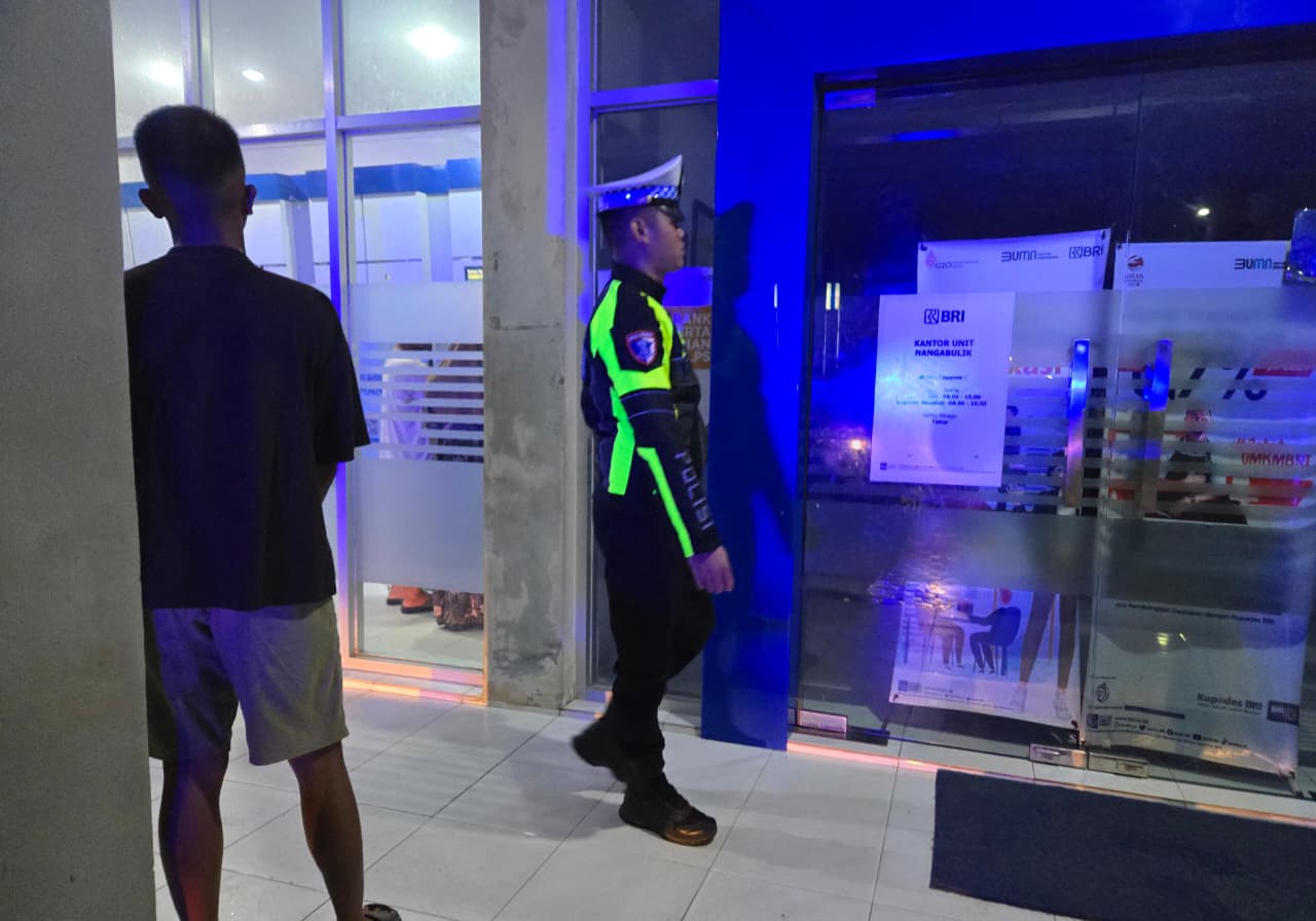 Sat Lantas Polres Lamandau Gelar Patroli Malam di Objek Vital Demi Ciptakan Kamtibmas Kondusif