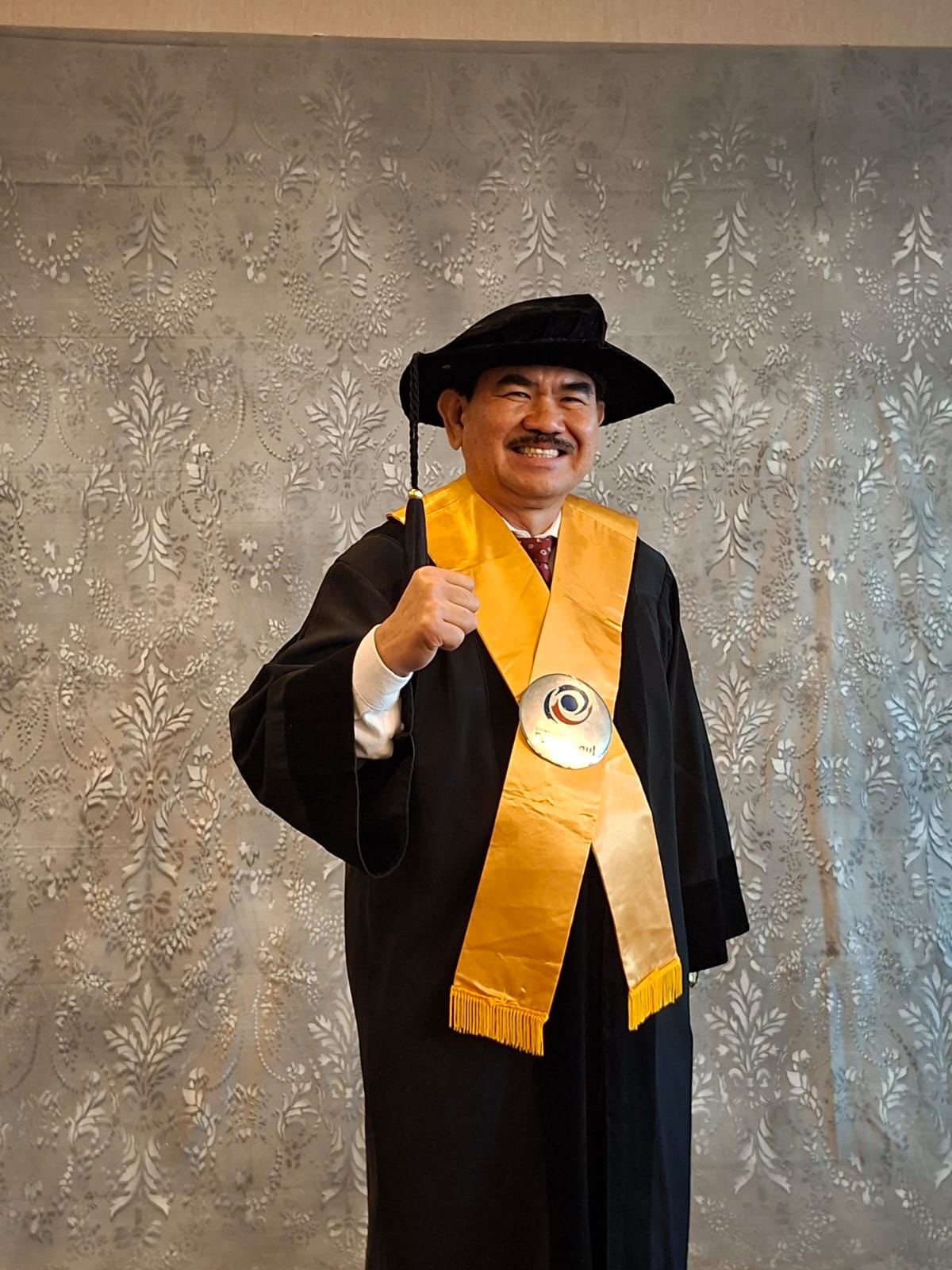 PROF. DR. JUANDA, S.H., M.H.Guru Besar Hukum Tata Negara, Universitas Esa Unggul Jakarta