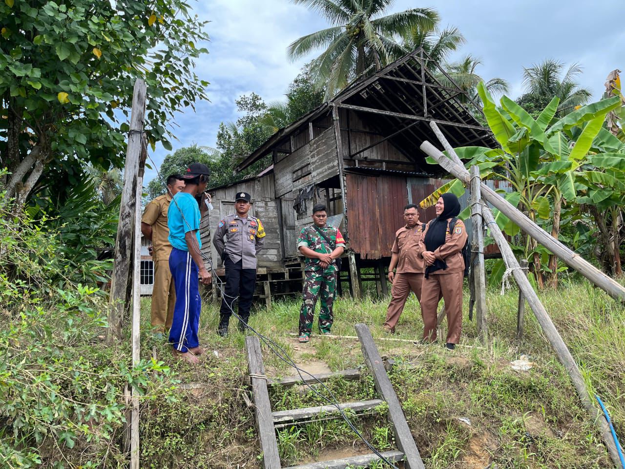 ‎Patroli Dialogis, Polsek Tewang Sangalang Garing dan Pulau Malan Sampaikan Imbauan Kepada Warga.