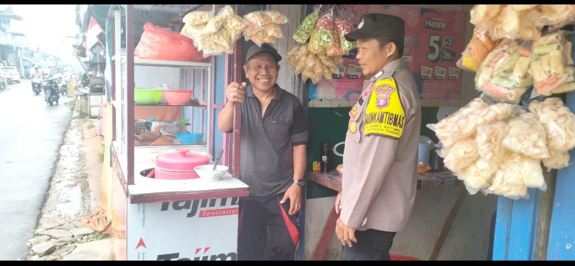 Perkuat Kamtibmas, Polsek Katingan Tengah Sambangi Warga