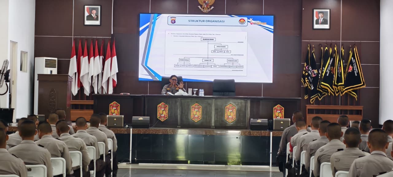 Jelang Pelantikan, Kabidhumas Polda Kalteng Bekali 143 Siswa SPN Bijak Bermedia Sosial