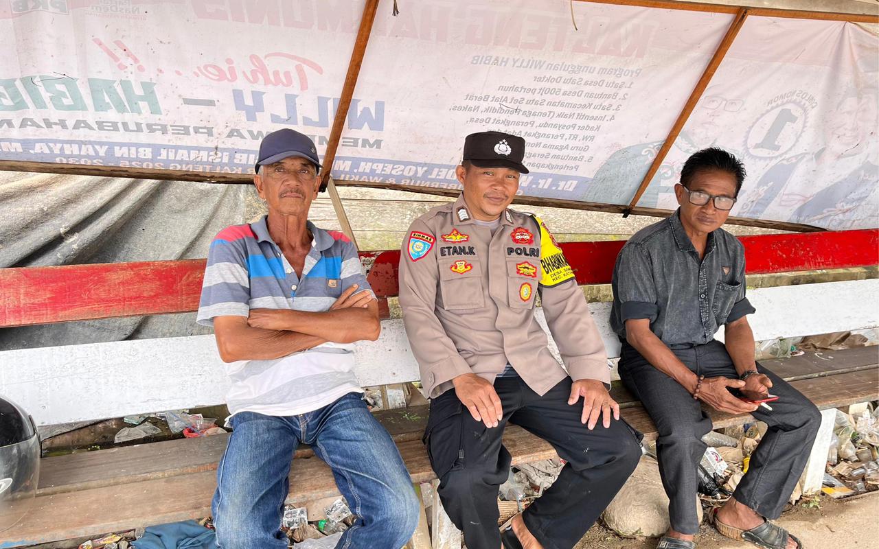 Perkuat Kamtibmas, Polsek Katingan Tengah Sambangi Warga