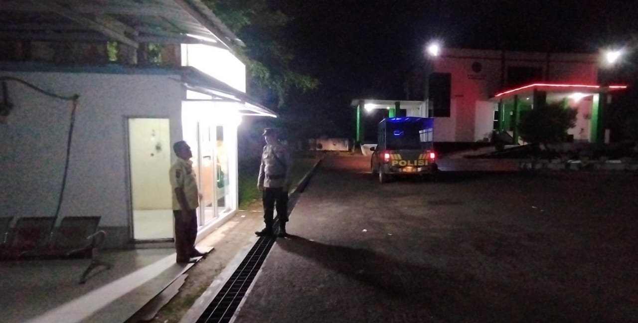 Polsek Bulik Patroli Sambangi Satpam Bank Kalteng