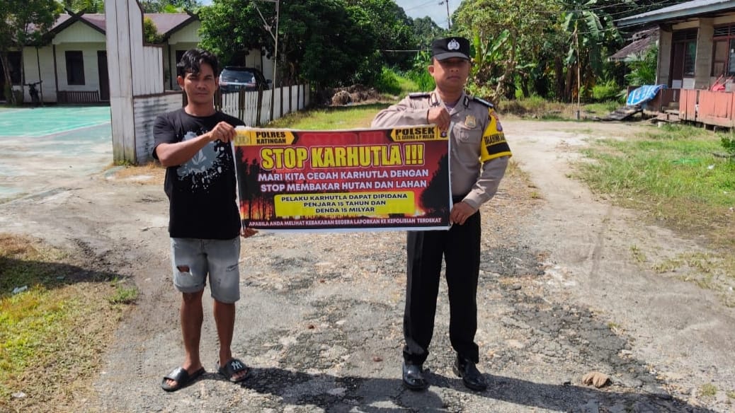 Sambang Warga, Polsek Tewang Sangalang Garing dan Pulau Malan Sampaikan Imbauan Pencegahan Karhutla