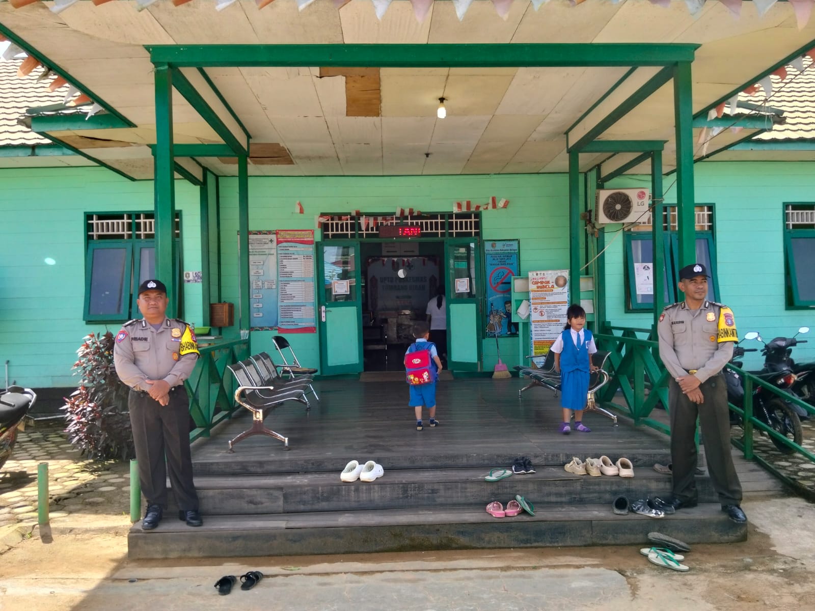 Cegah Kriminalitas Polsek Marikit Rutin Patroli Siang diwilayah Kec. Marikit, Kab. Katingan.