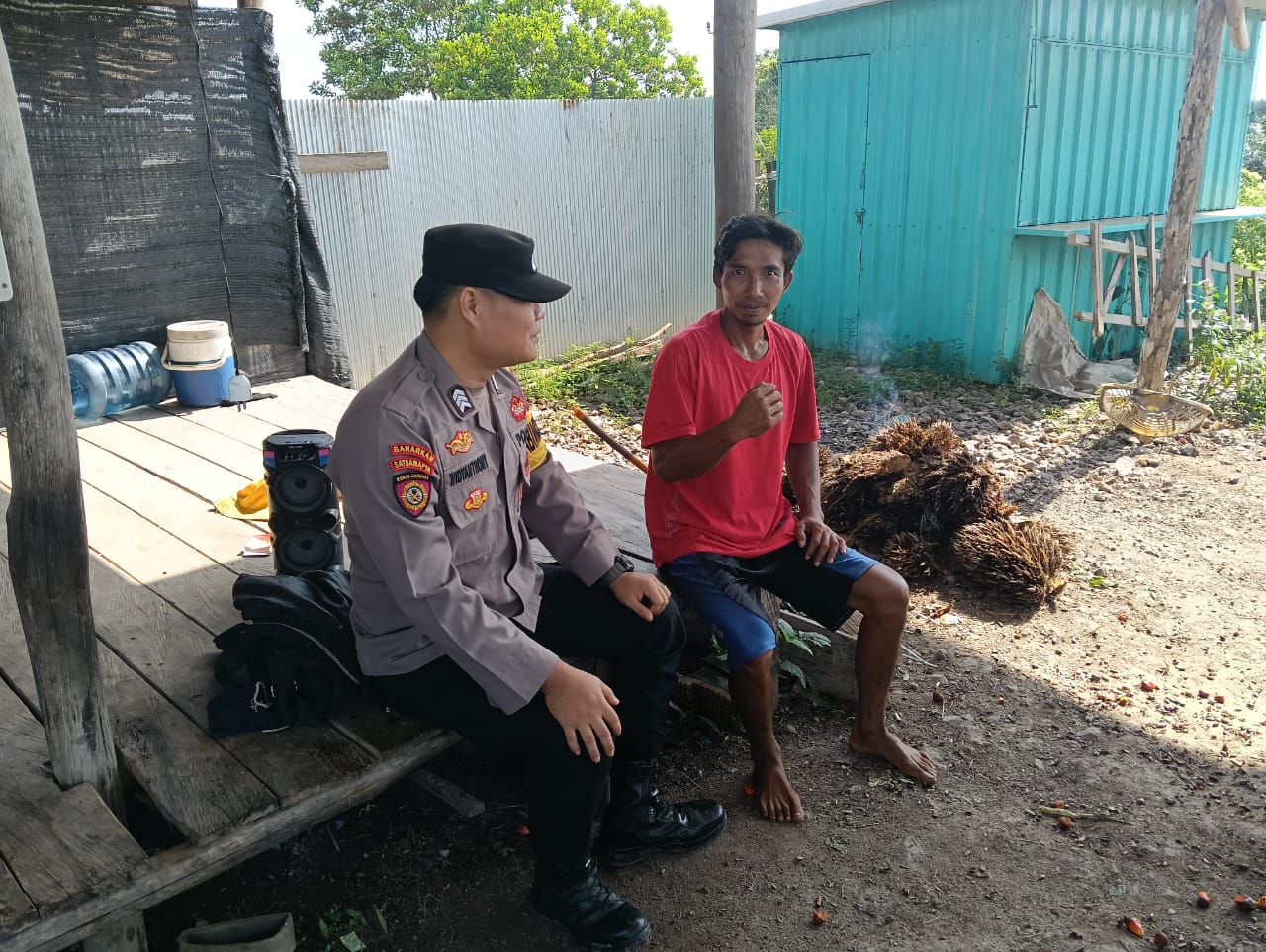 Piket Polsek Lamandau Sosialisasikan Penanggulangan Premanisme Berkedok Ormas