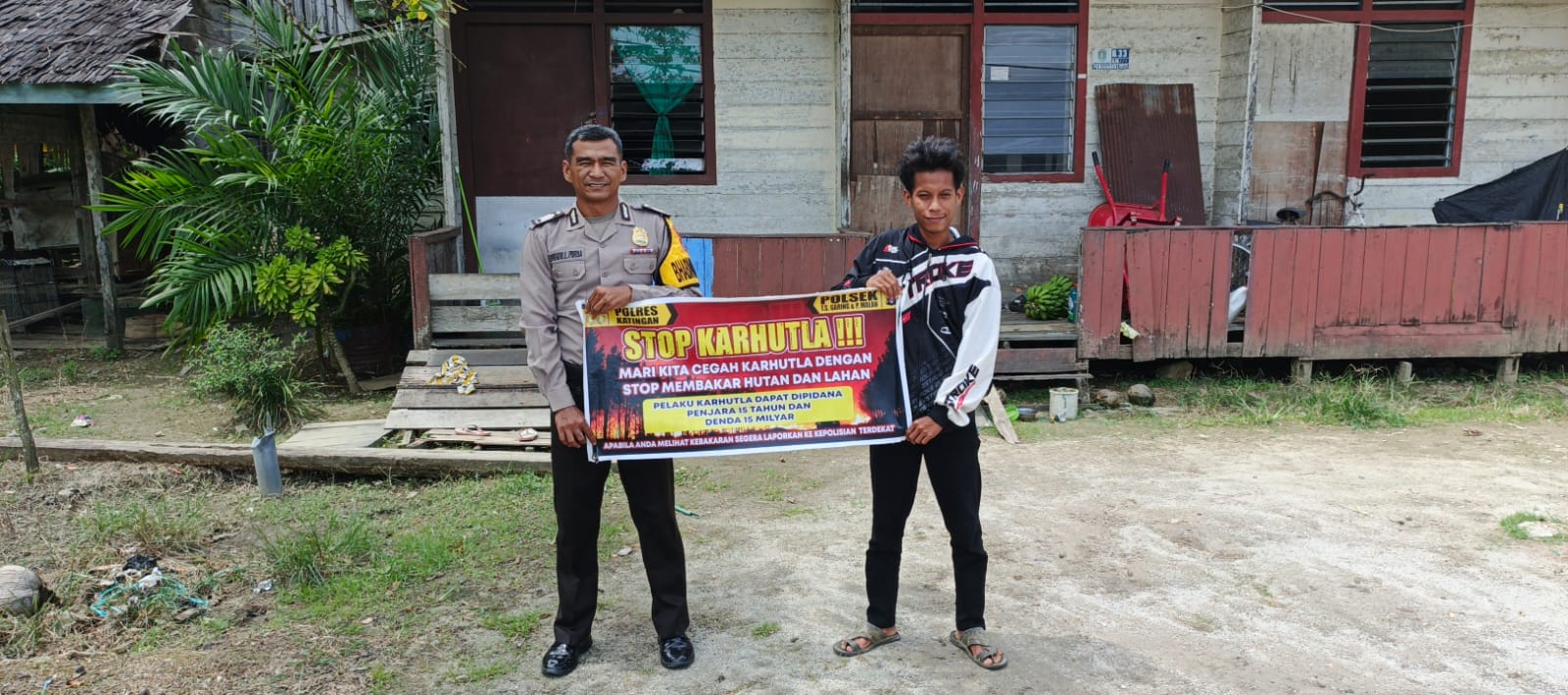 Ciptakan lingkungan sehat Polsek Tws Garing dan Pulau Malan sosialisasi Stop Karhutla.