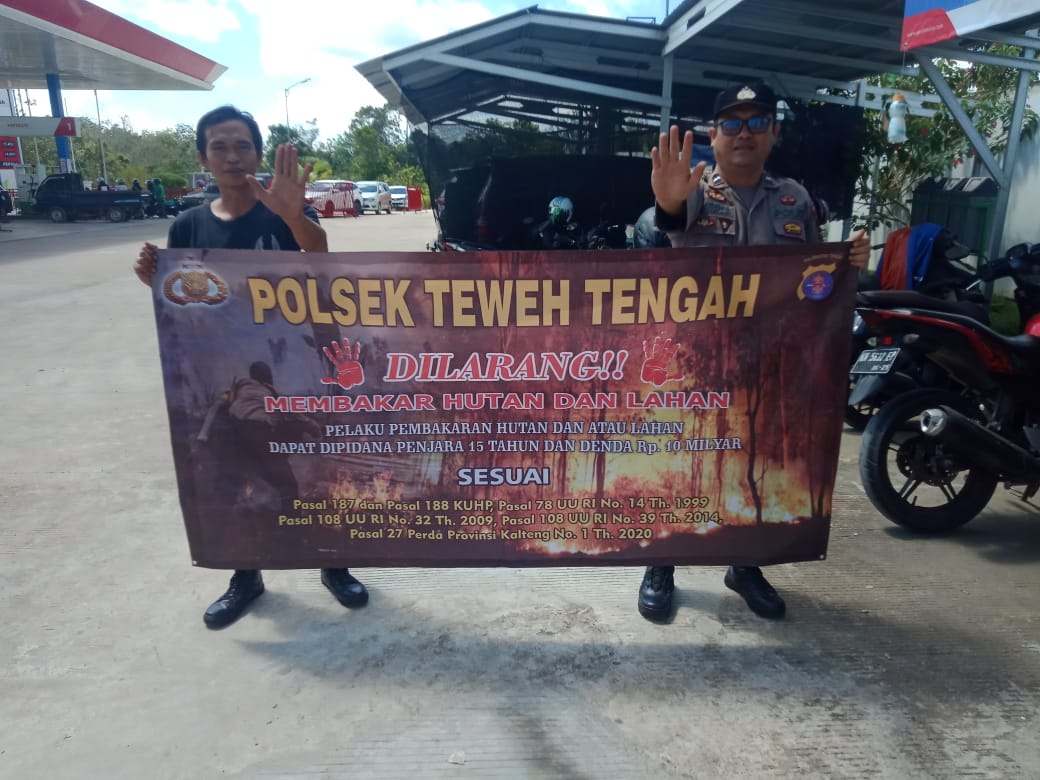 Sosialisasikan Akibat Dari Pembakaran Hutan/Lahan, Polsek Teweh Tengah Sampaikan Bahaya Karhutla Kepada Masyarakat