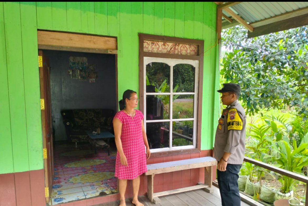 Perkuat Kamtibmas, Polsek Katingan Tengah Sambangi Warga