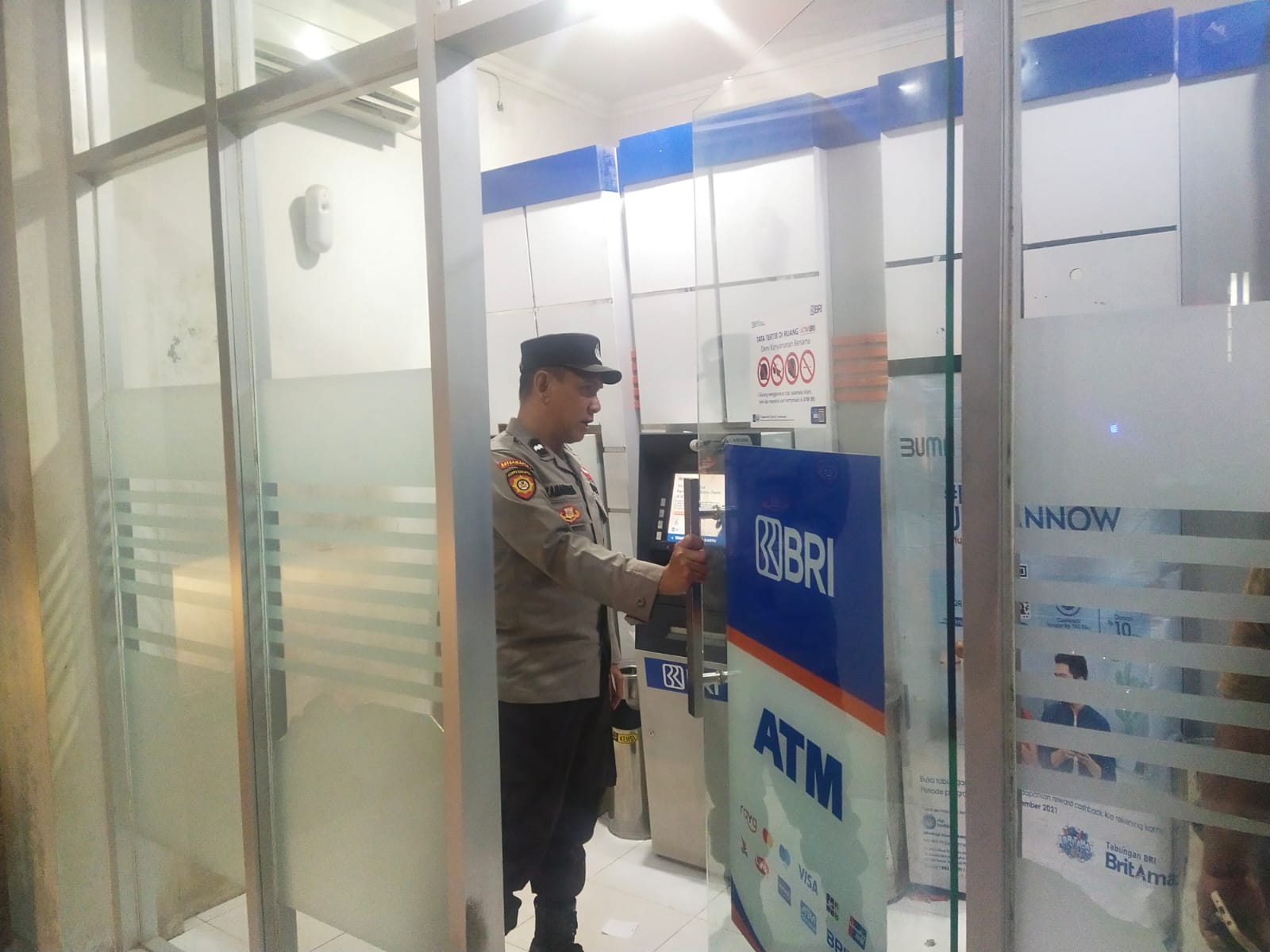 Piket Malam Polsek Bulik Patroli ke Perbankan (ATM) diwilkum Polsek Bulik