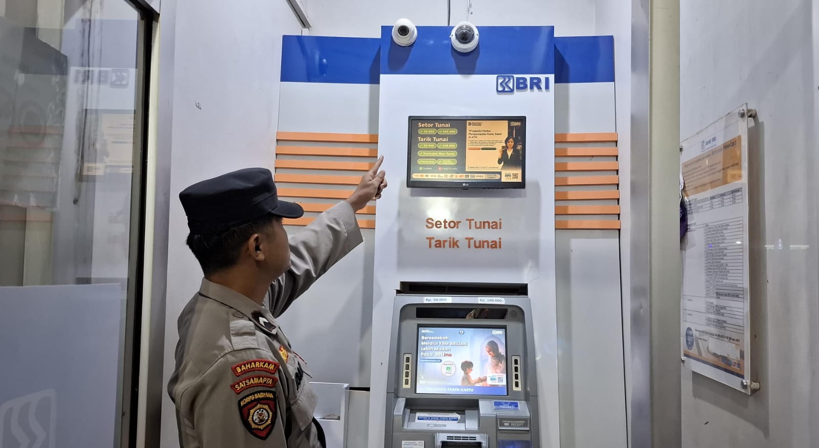 Piket Polsek Patroli dimalam hari ke Perbankan Atm
