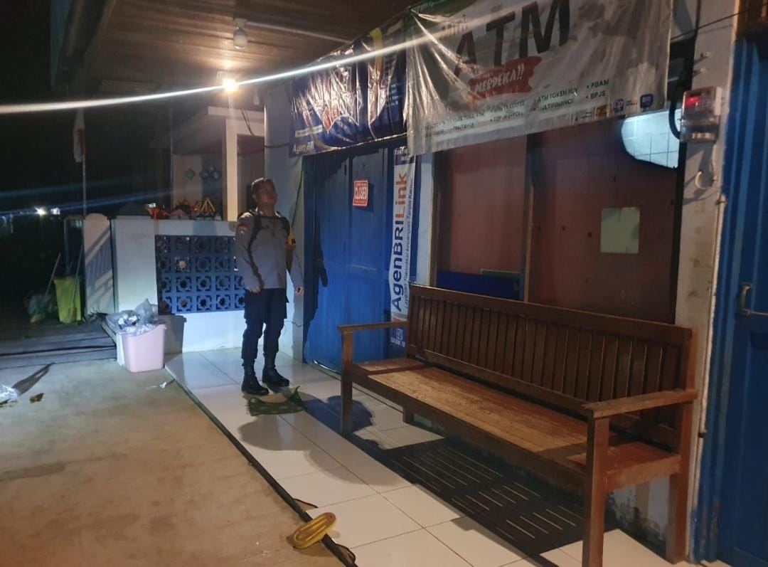 Piket Polsek Patroli kepertokoan diwilkum Polsek Delang