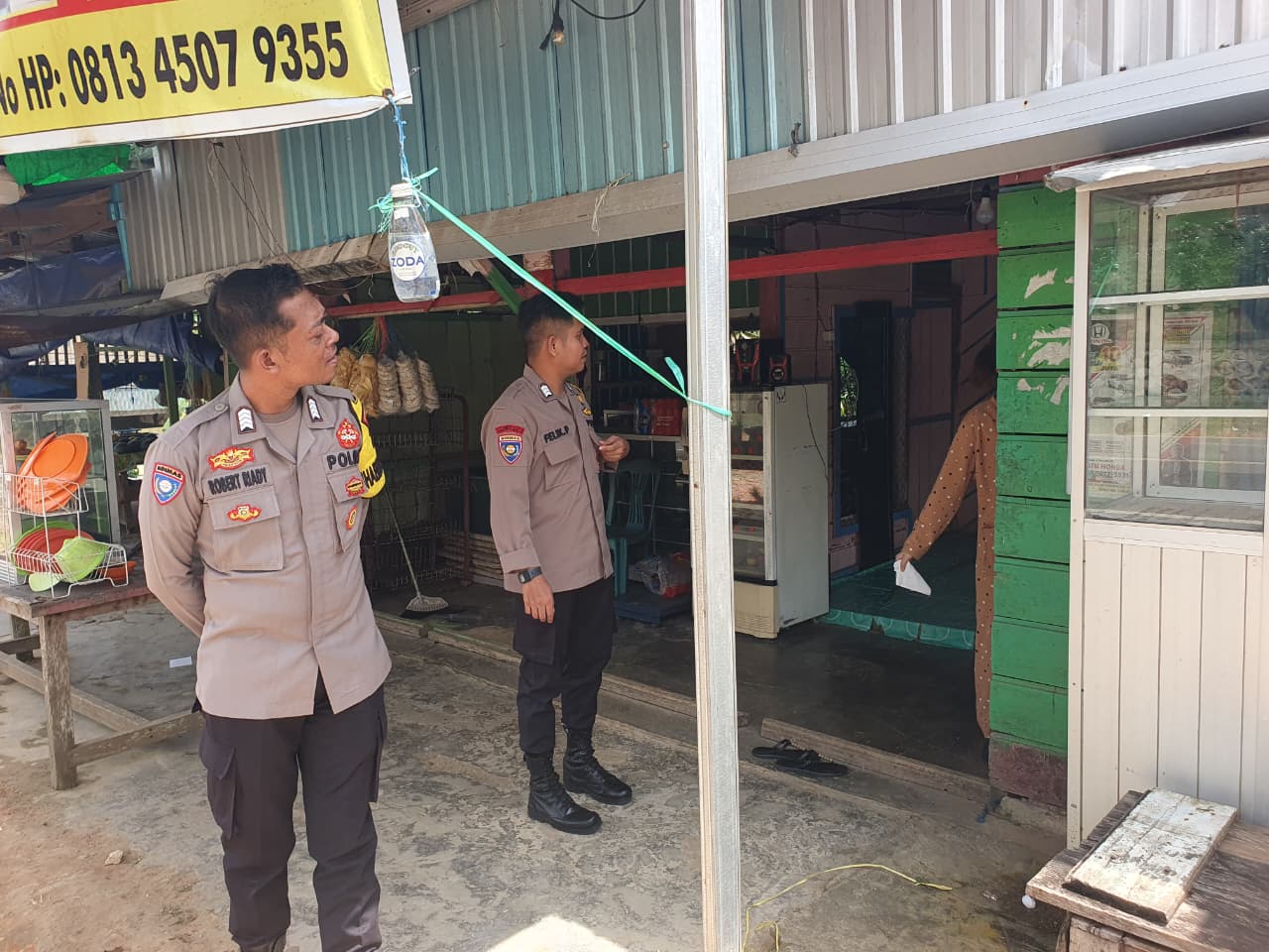 Piket Polsek Delang Silaturahmi Ke Masyarakat